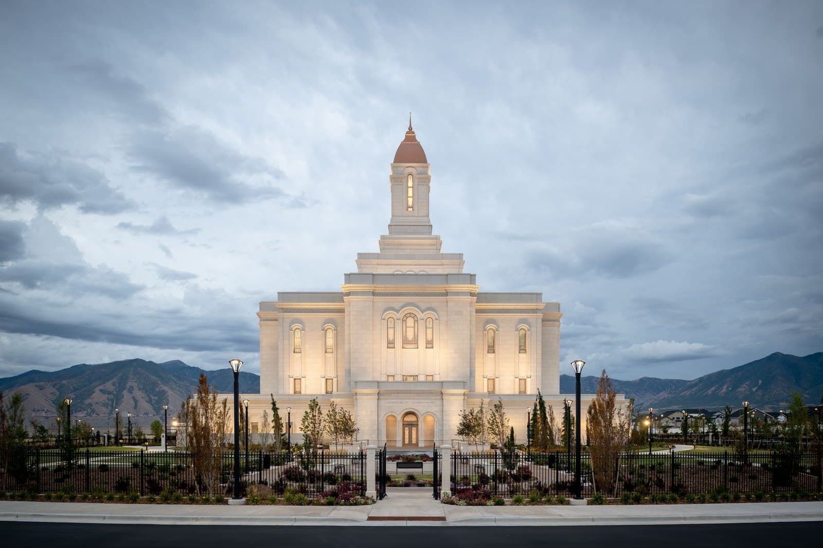Deseret Peak Utah Temple in Utah, shown on its official venue website