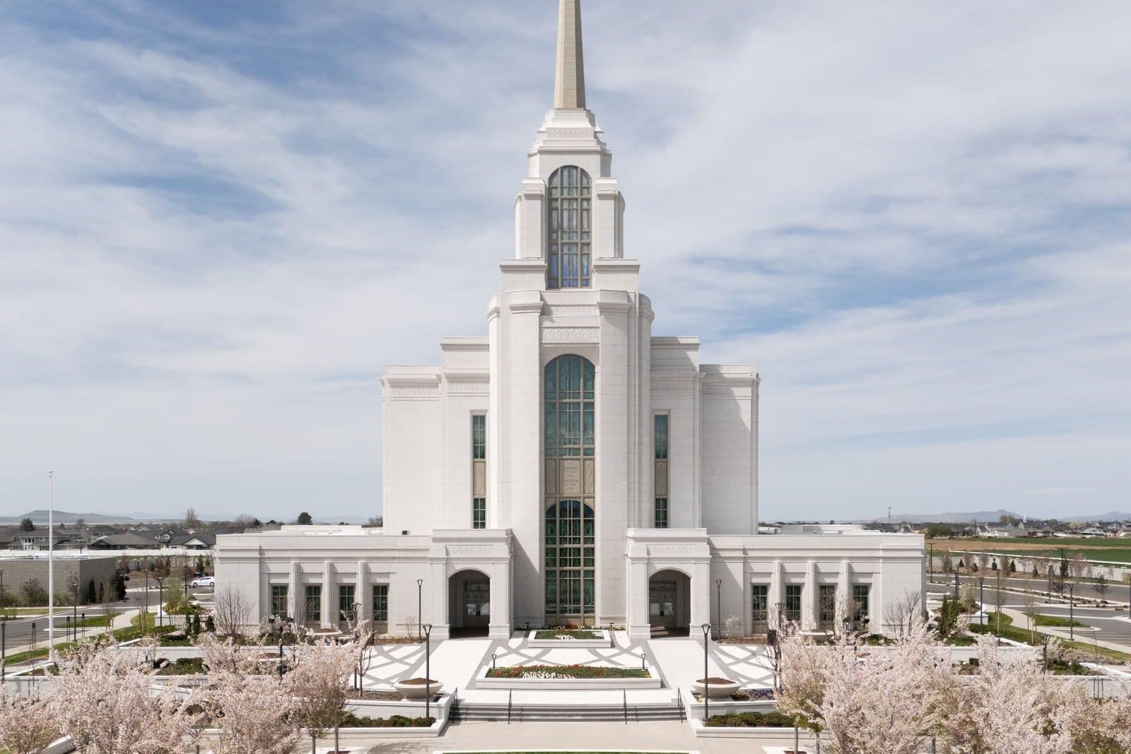 Syracuse Utah Temple in Utah, shown on its official venue website