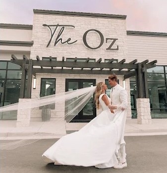 The Oz Wedding & Event Center - Utah Wedding Venues in Lehi, Utah | Salt Lake Bride